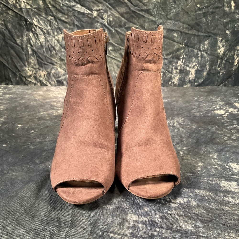 Brown suede ankle boots.